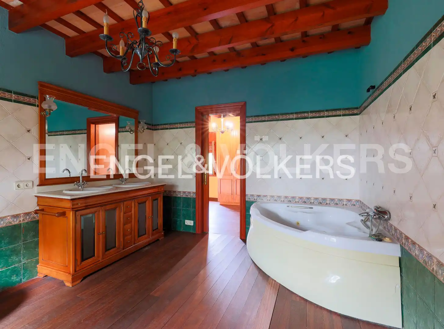 Baño de Casa o chalet en venta en Montcada i Reixac con Calefacción, Jardín privado y Terraza