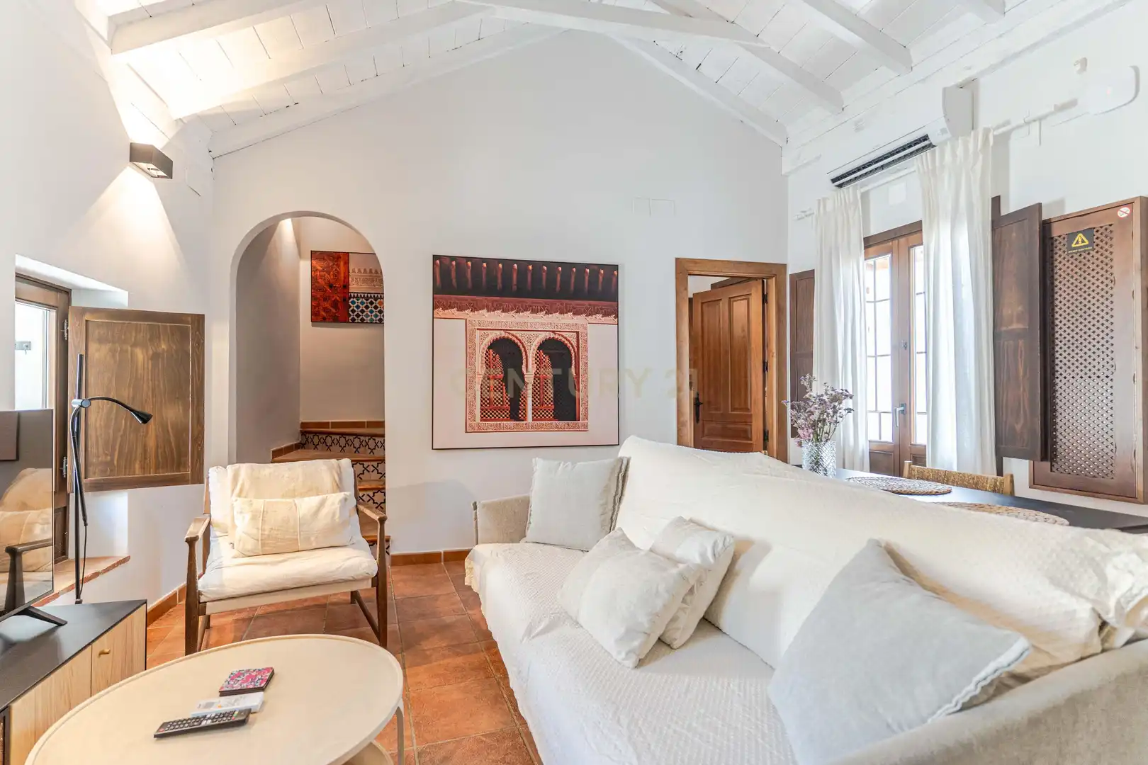 Sala d'estar de Pis en venda en Granada amb Aire condicionat
