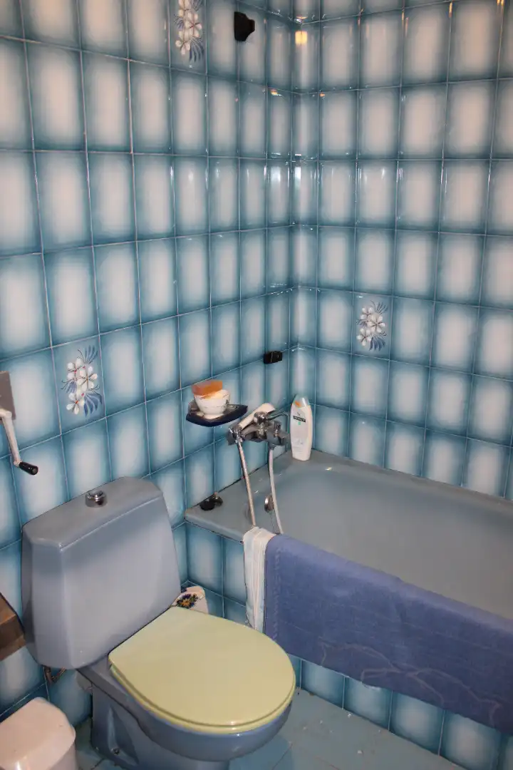 Badezimmer von Haus oder Chalet zum Verkauf in Sax mit Privatgarten, Schwimmbad und Möbliert
