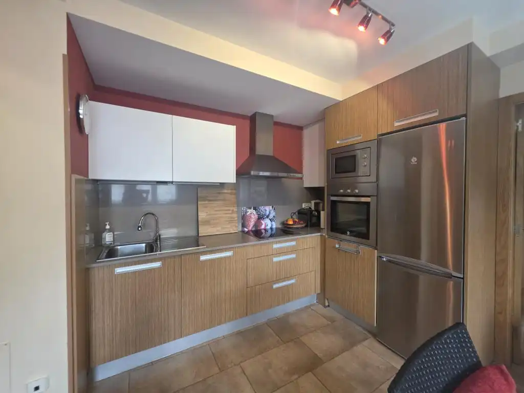 Cuina de Apartament en venda en Boiro amb Calefacció, Parquet i Traster