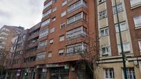 Exterior view of Flat for sale in Valladolid Capital  with Balcony