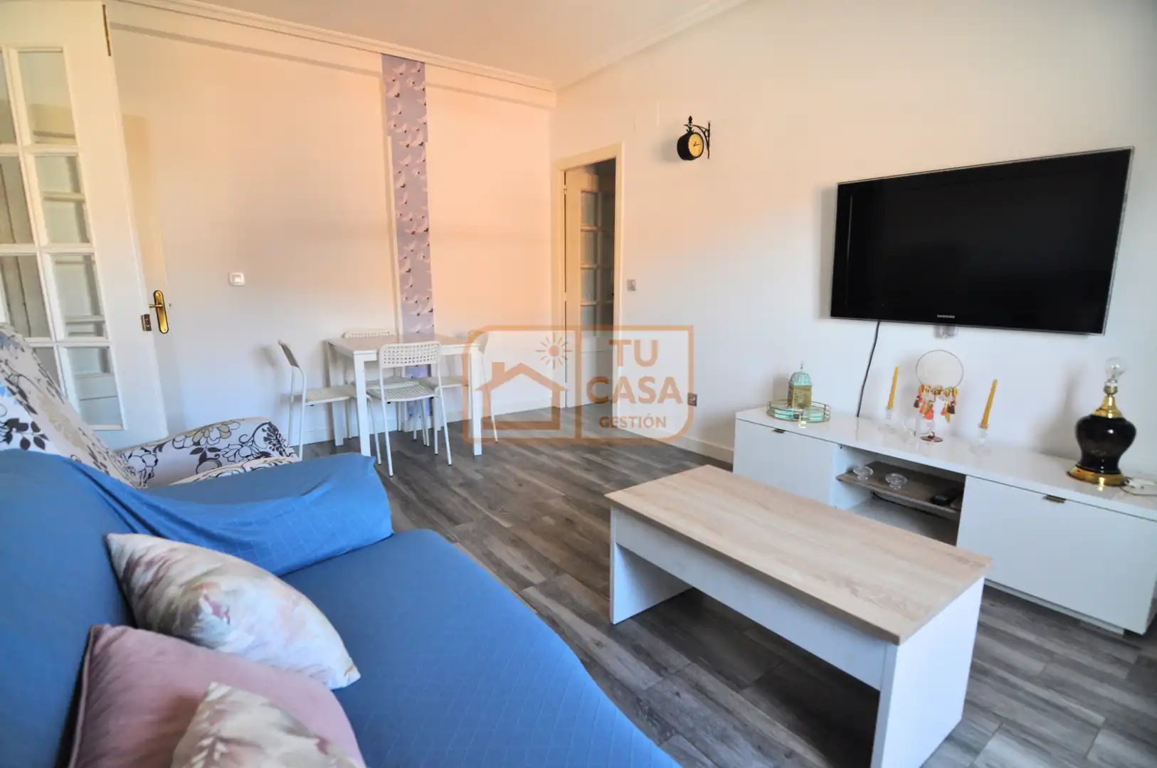 Wohnzimmer von Wohnung zur Miete in Cáceres mit Klimaanlage, Parkett und Möbliert