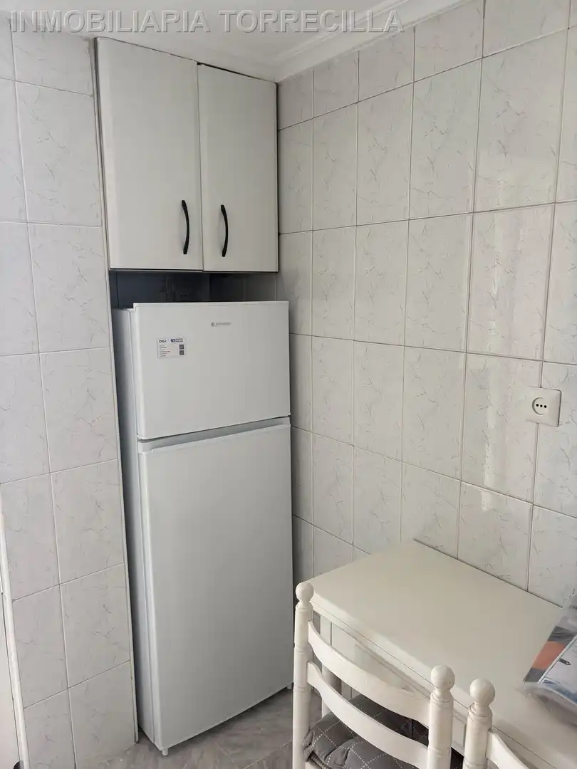 Kitchen of Flat for rent in Valladolid  with Heating, Parquet flooring and Furnished