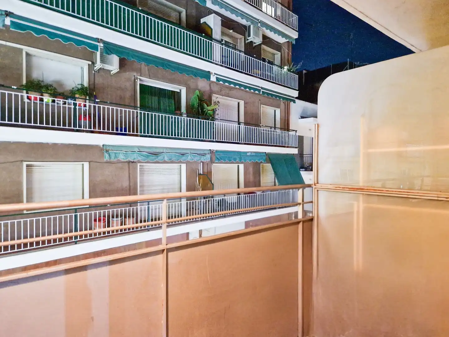 Terraza de Piso en venta en Canovelles con Calefacción y Terraza