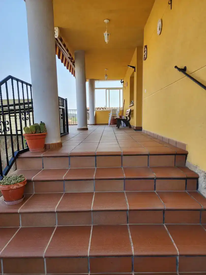 Terraza de Piso en venta en Alfaraz de Sayago con Jardín privado, Piscina y Amueblado