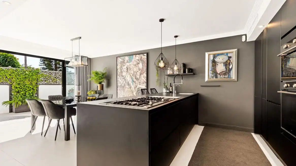 Chalet con piscina en venta en Nueva Andalucía, imagen 8