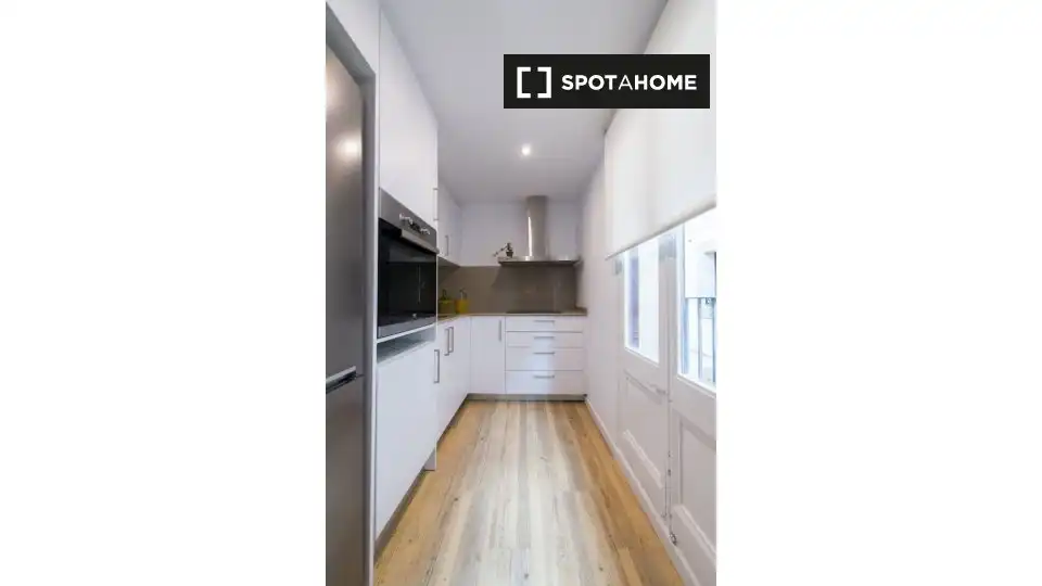 Flat with terrace to rent in Ciutat Vella, imagen 10