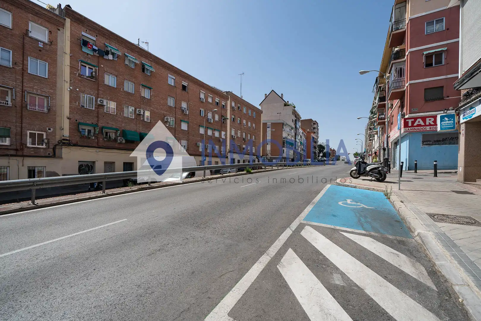 Vista exterior de Pis en venda en Madrid amb Aire condicionat i Calefacció