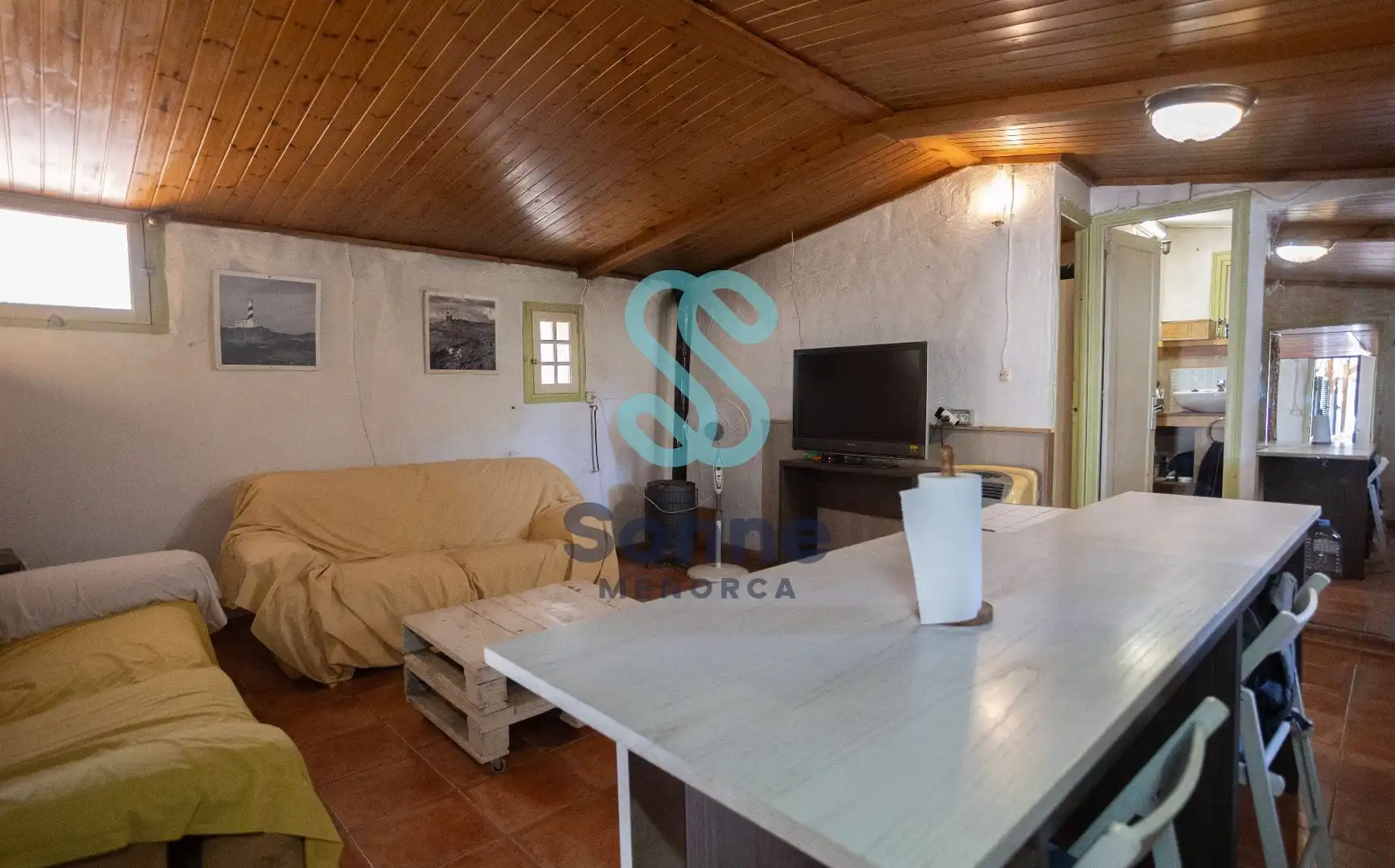 Sala d'estar de Casa o xalet en venda en Ferreries amb Jardí privat, Terrassa i Piscina