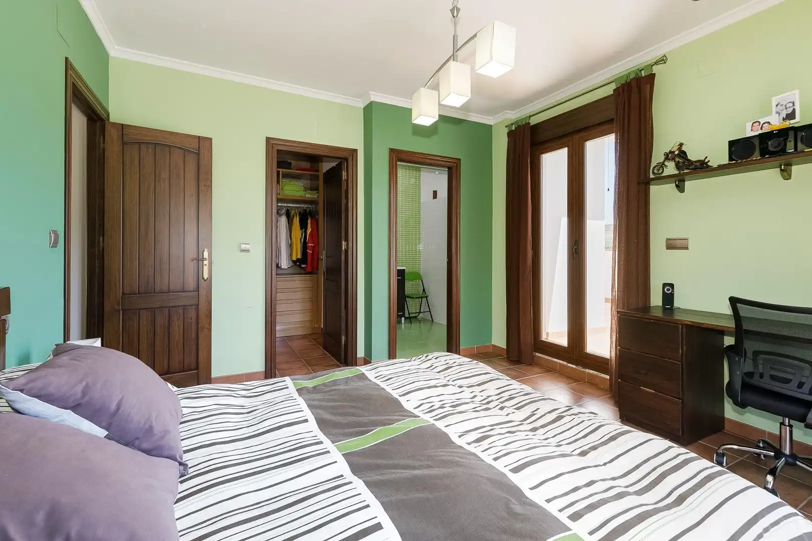 Habitación de Finca rústica en venta en Montefrío con Calefacción, Jardín privado y Terraza