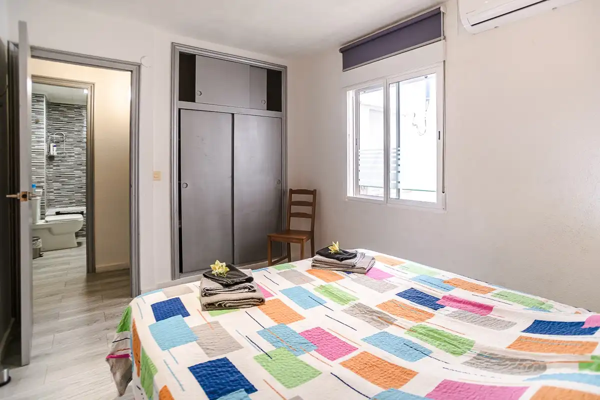 Habitación de Piso en venta en Torrevieja con Aire acondicionado, Calefacción y Terraza