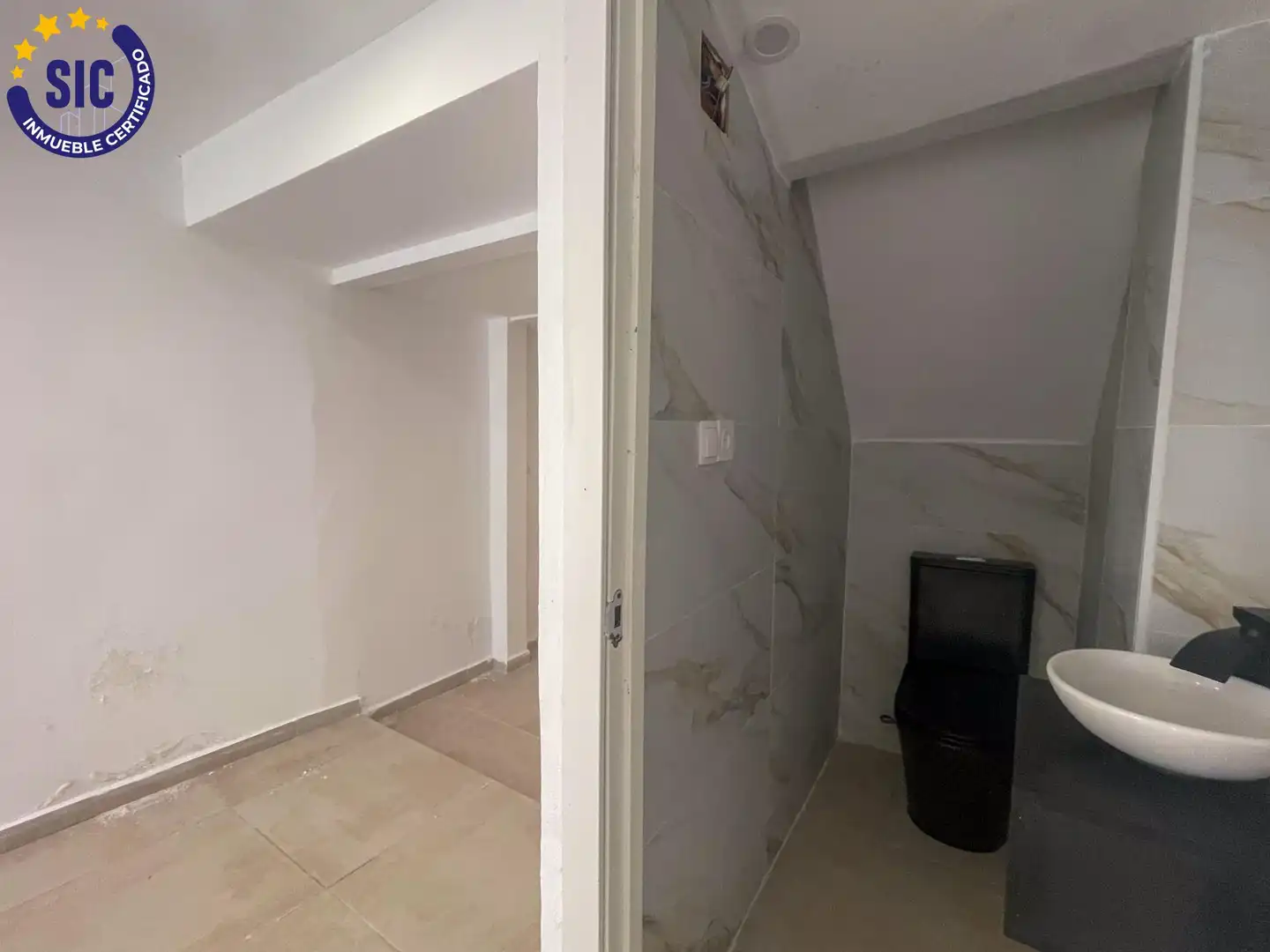 Casa o xalet en venda en Requena amb Balcó