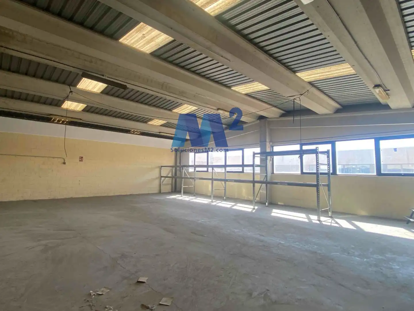 Nave industrial de alquiler en Alcobendas