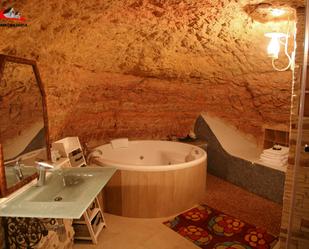 Bathroom of Single-family semi-detached for sale in Chinchilla de Monte-Aragón