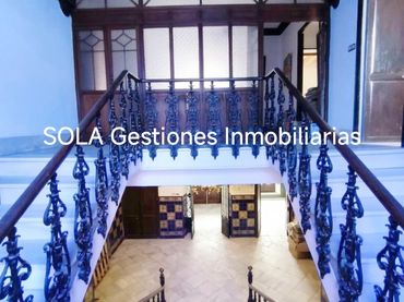 Casa amb balcó en venda a Torreperogil