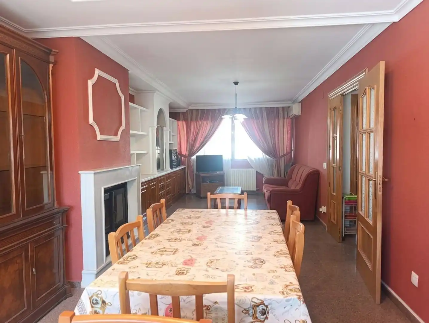 Chalet con piscina en venta en Calle Escultor García Corona, imagen 6