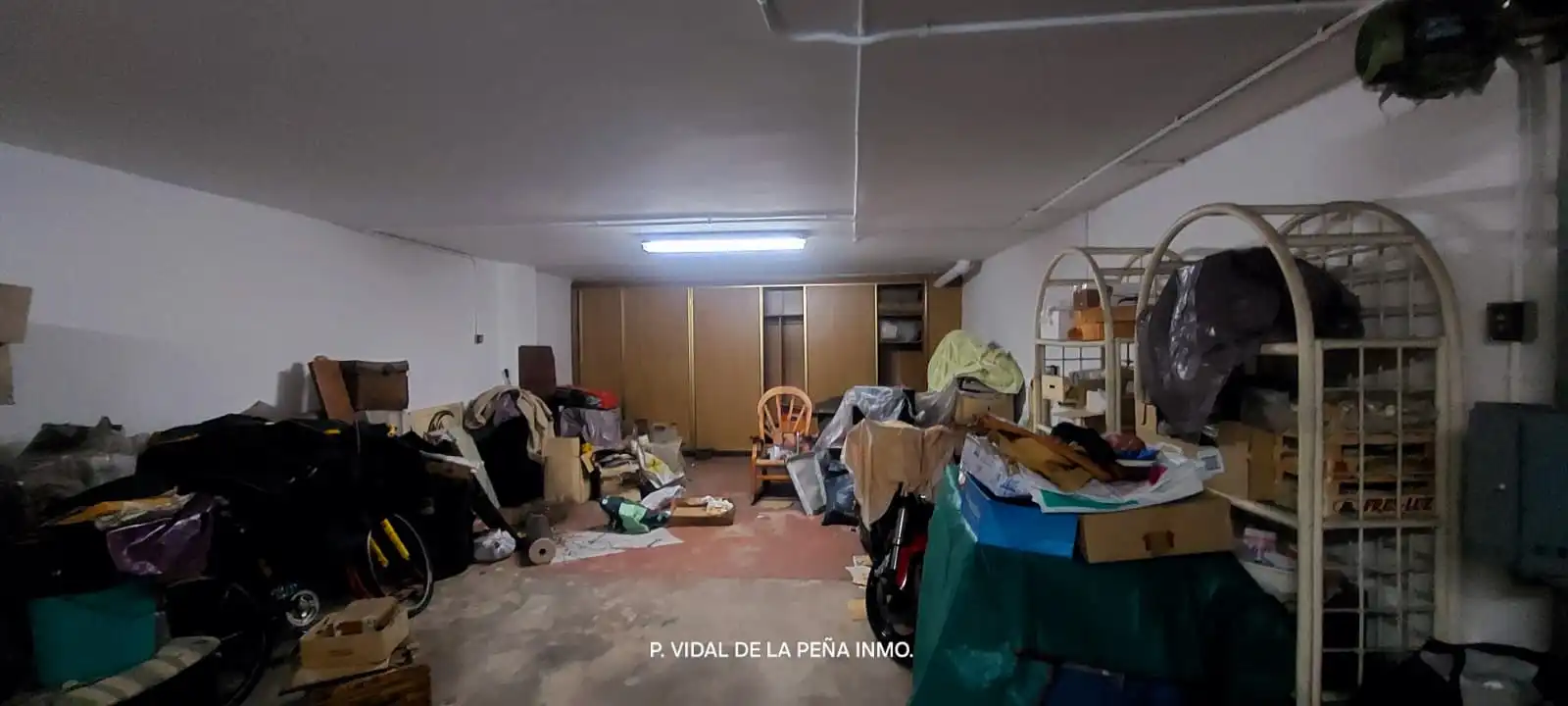 Garage for sale in Santander