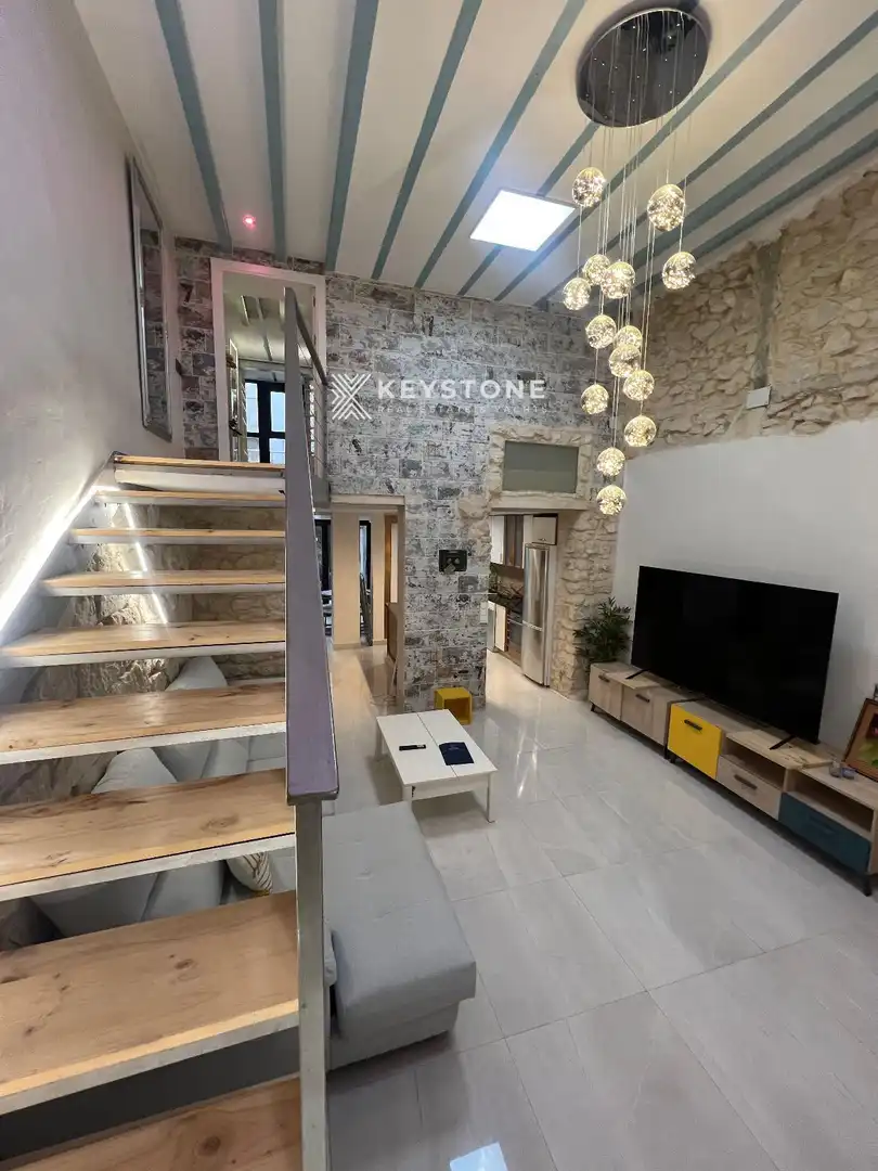 Flat for rent in Carrer Poeta Campos Vasallo, 46, Mercado, Mercado
