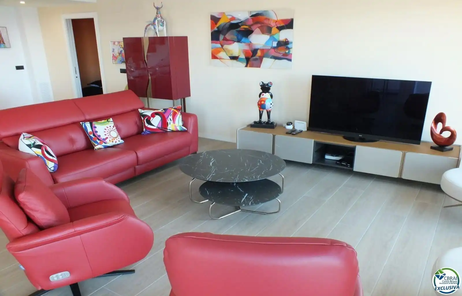 Sala d'estar de Casa o xalet en venda en Roses amb Aire condicionat, Jardí privat i Piscina