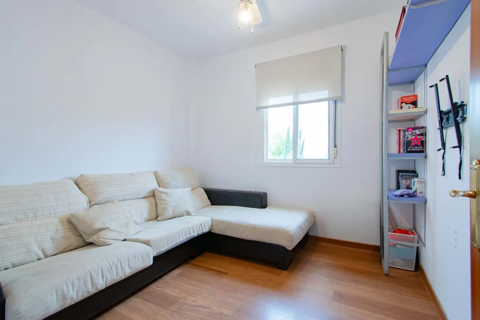 Bedroom of Detached homes for sale in Almensilla  with Private garden, Storage room and Swimming Pool