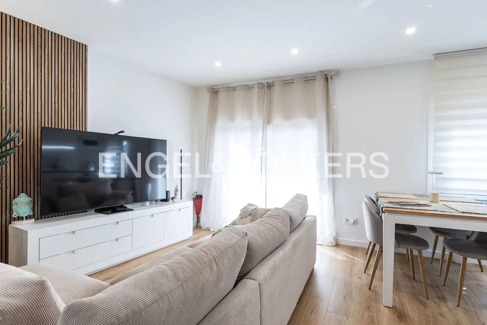 Sala de estar de Piso en venta en Mataró con Aire acondicionado, Calefacción y Parquet