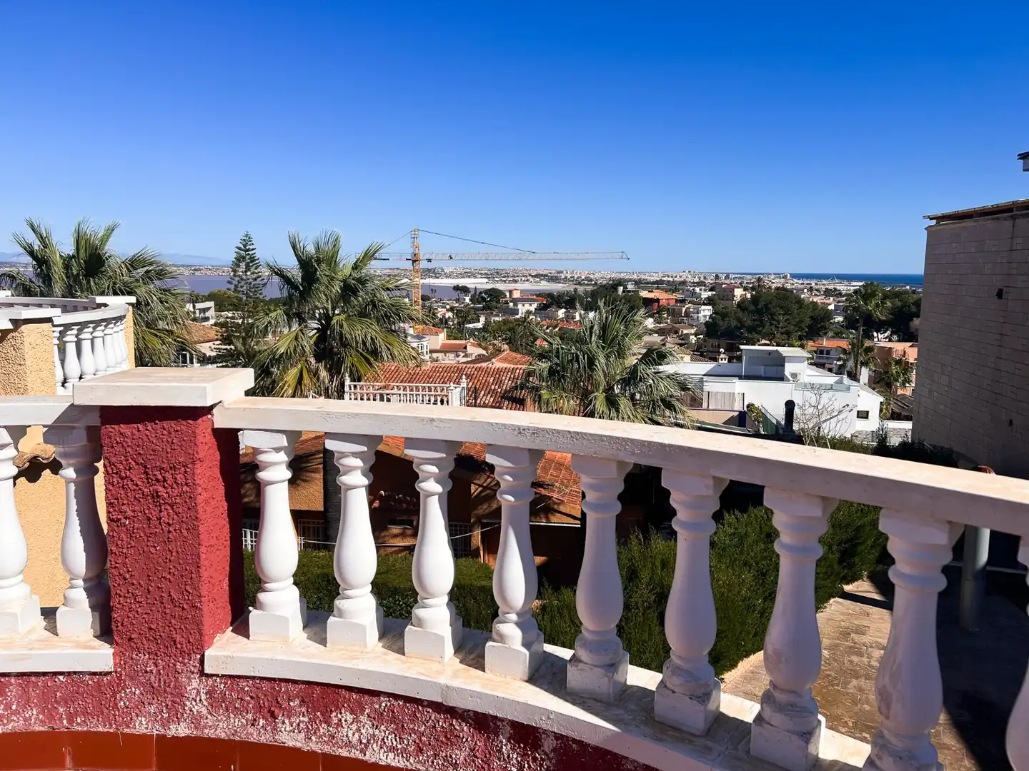 Terraza de Casa adosada en venta en Torrevieja con Aire acondicionado, Calefacción y Jardín privado