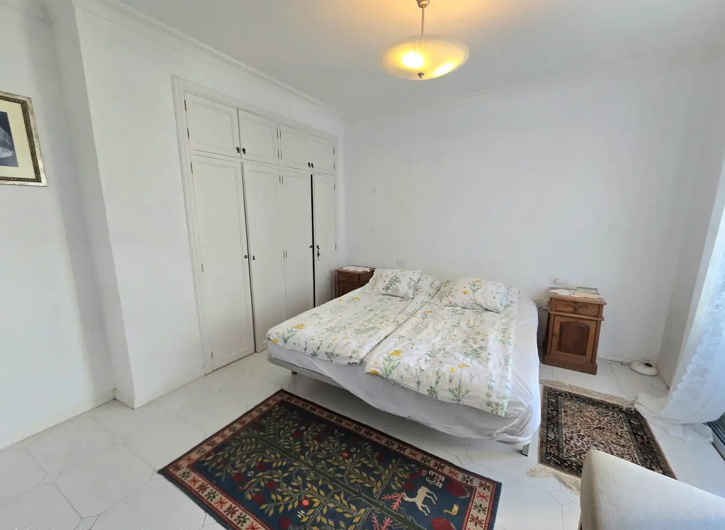 Habitación de Piso en venta en El Rosario con Amueblado y Piscina comunitaria