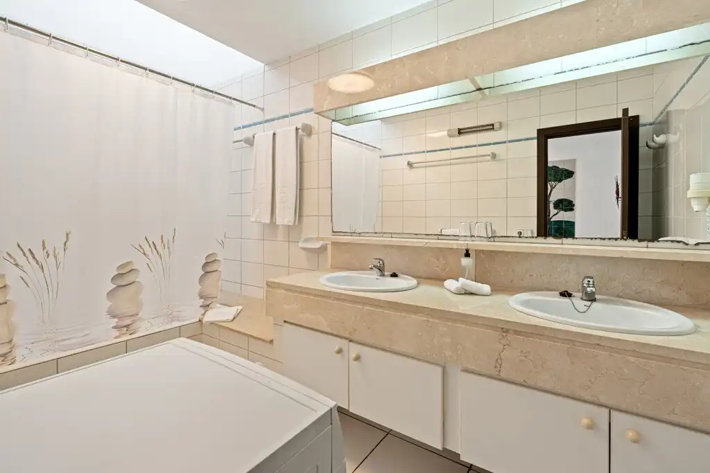 Bany de Apartament en venda en Santanyí amb Aire condicionat, Terrassa i Balcó