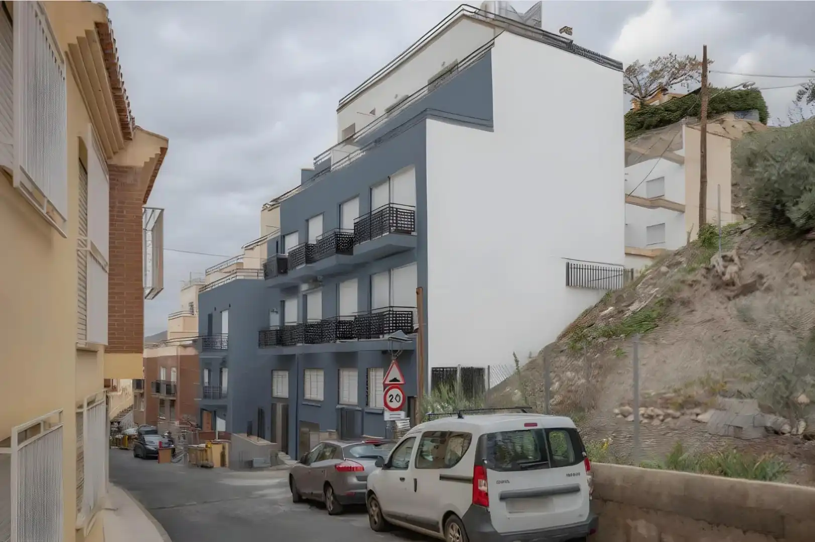 Vista exterior de Pis en venda en Cenes de la Vega amb Aire condicionat, Calefacció i Terrassa