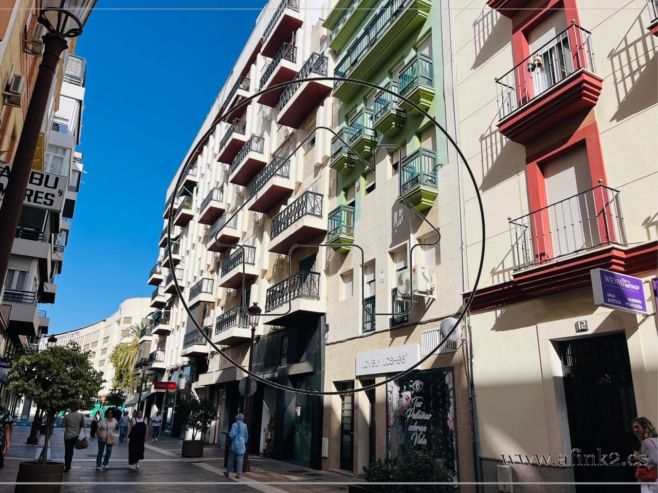 Vista exterior de Pis en venda en  Huelva Capital amb Balcó