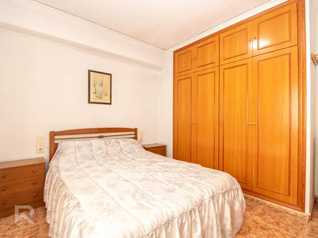 Bedroom of Flat for sale in Gandia