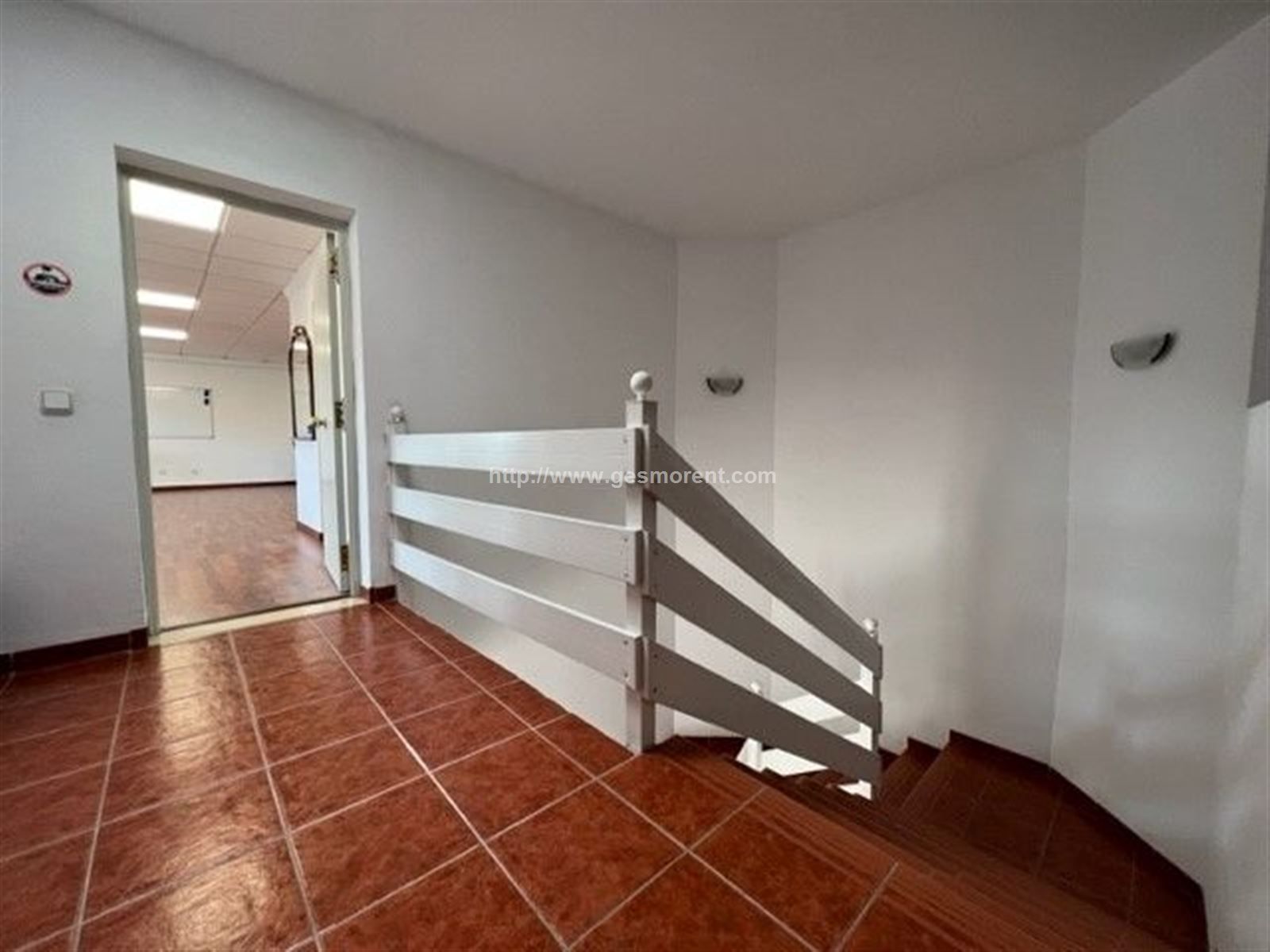 Office to rent in Calvià  with Heating