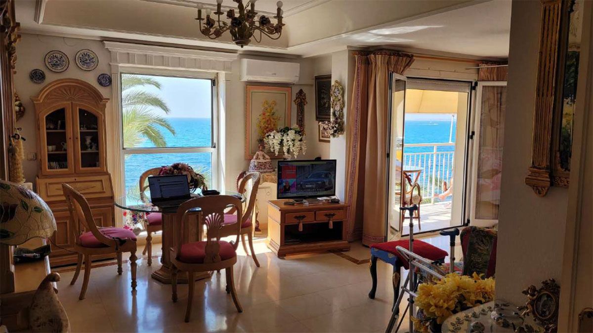 Living room of Apartment for sale in Torrevieja  with Air Conditioner, Heating and Terrace