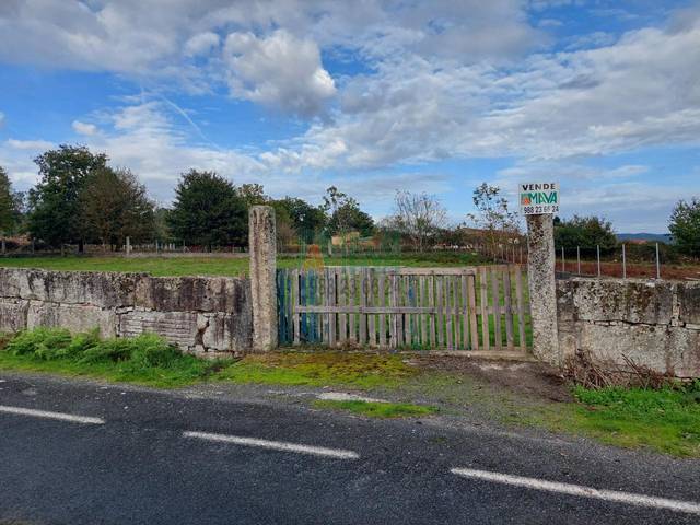 Terreno residencial en Venta en Coles