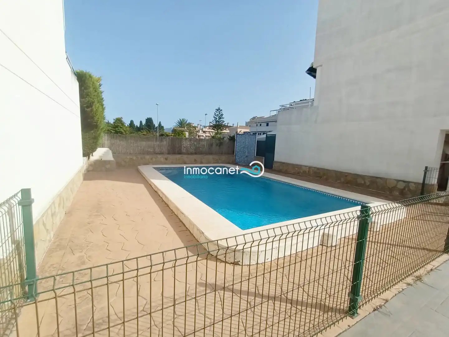 Piscina de Casa adosada en venta en Oliva con Aire acondicionado, Terraza y Piscina