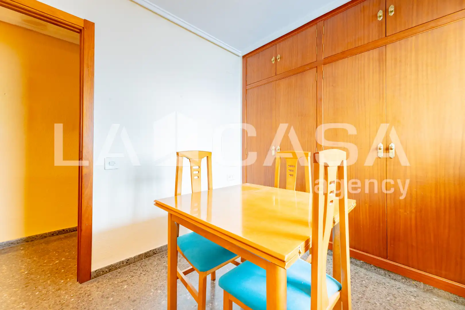 Kitchen of Flat for sale in Valencia  with Air Conditioner and Balcony