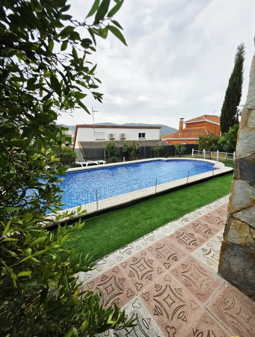Chalet con terraza en venta en Sant Fost de Campsentelles, imagen 9