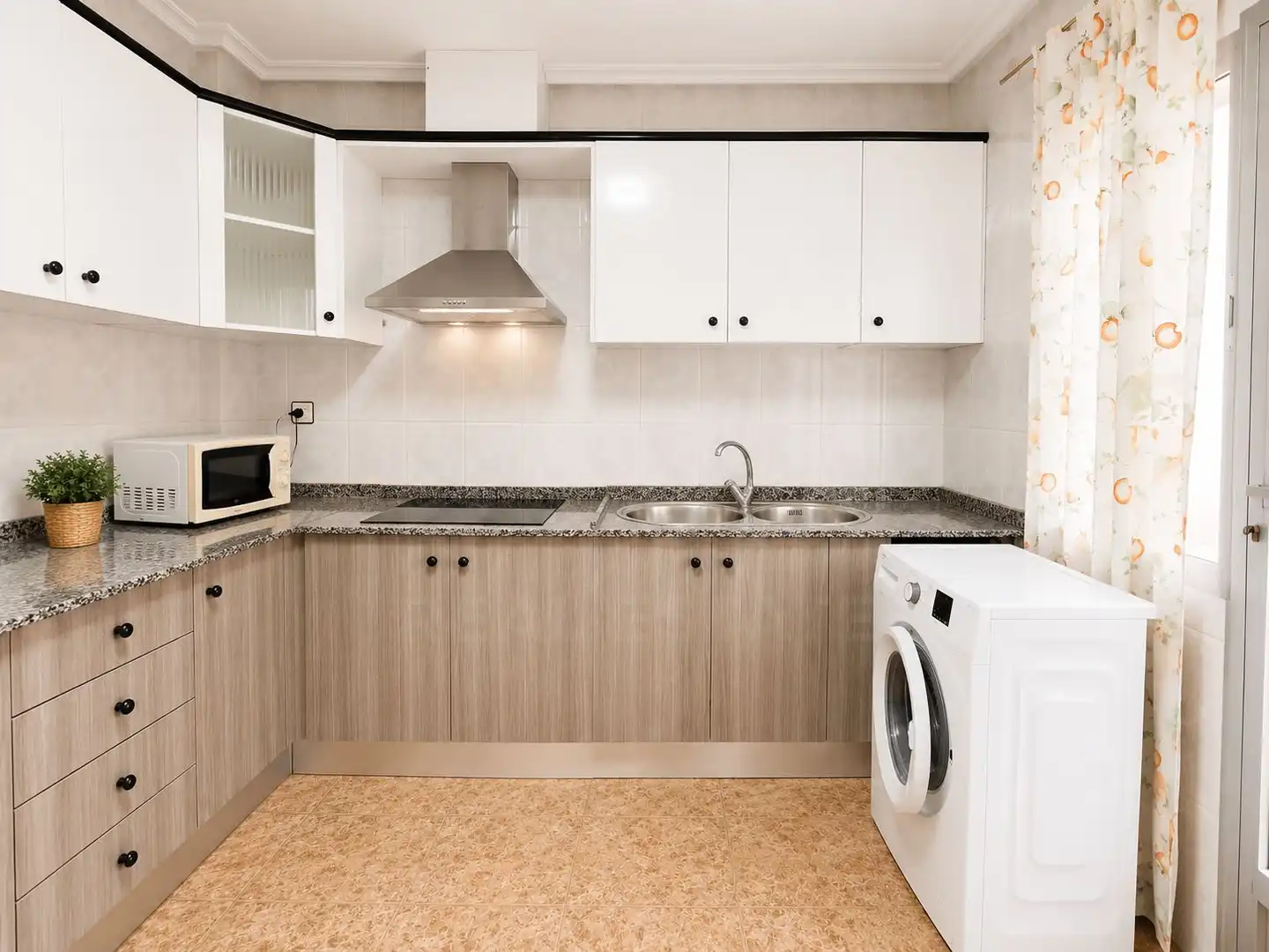 Kitchen of Flat for rent in Alcantarilla