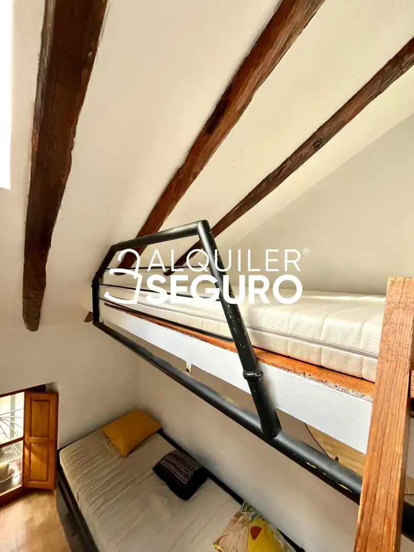 Estudio con ascensor en alquiler en de Zurita, imagen 5