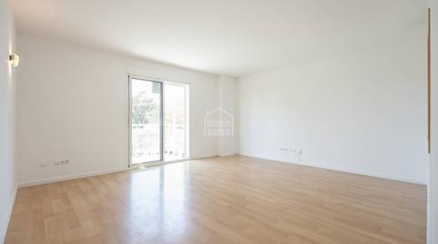 Foto 2 de Pis en venda a Avinguda Menorca - Sínia Costabella, Maó - Mahón