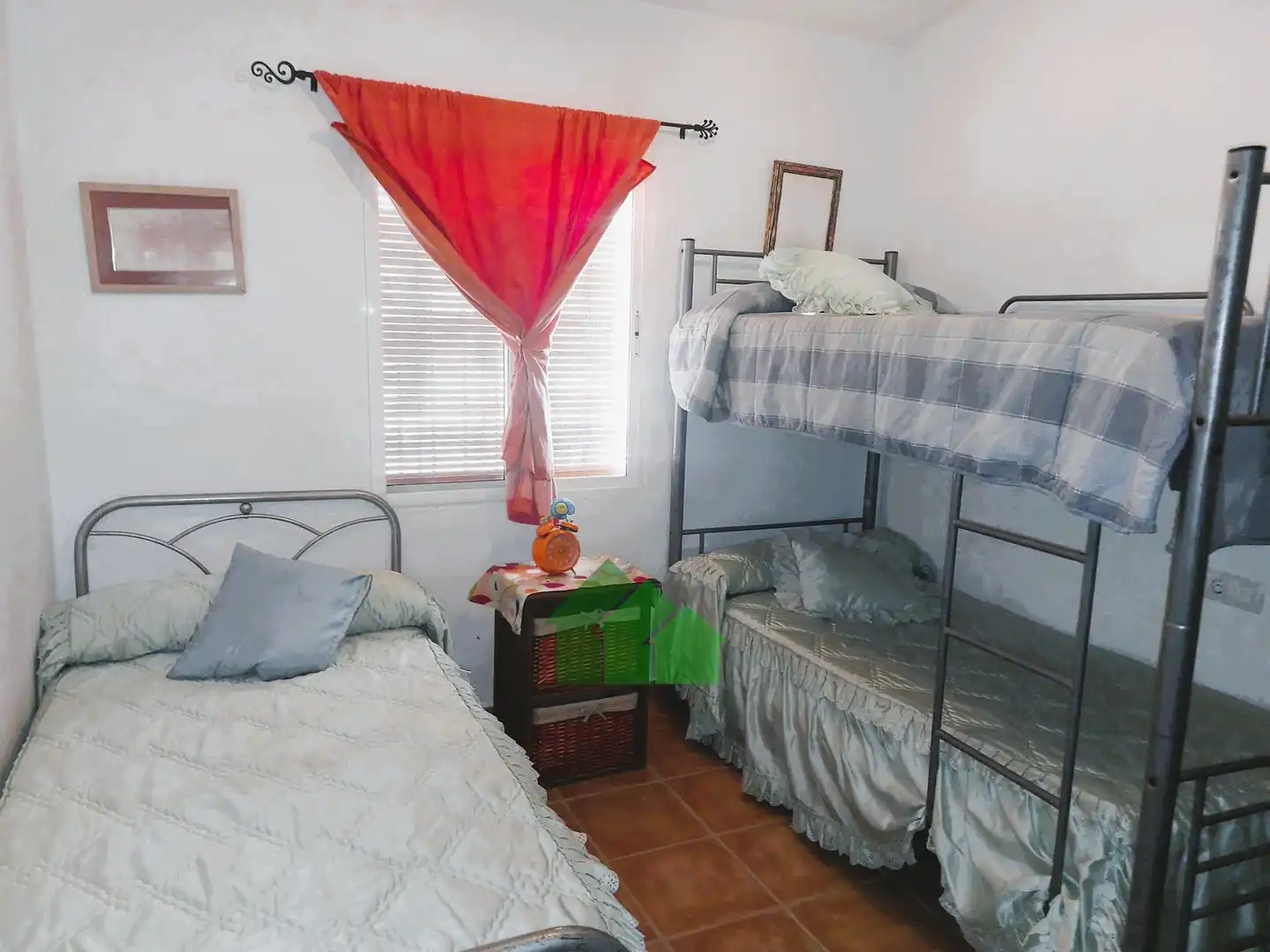 Habitación de Casa o chalet de alquiler en Valdelacalzada con Aire acondicionado, Trastero y Piscina