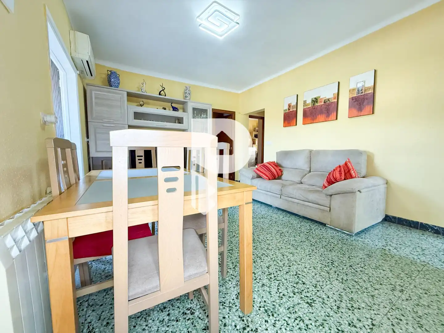 Living room of Houses for sale in Sant Vicenç Dels Horts  with Air Conditioner, Heating and Private garden