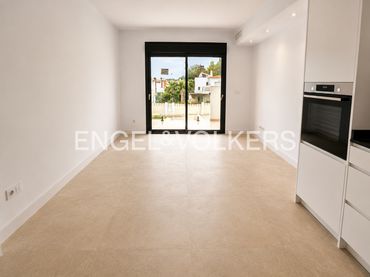 Piso con piscina en venta en El Montgó