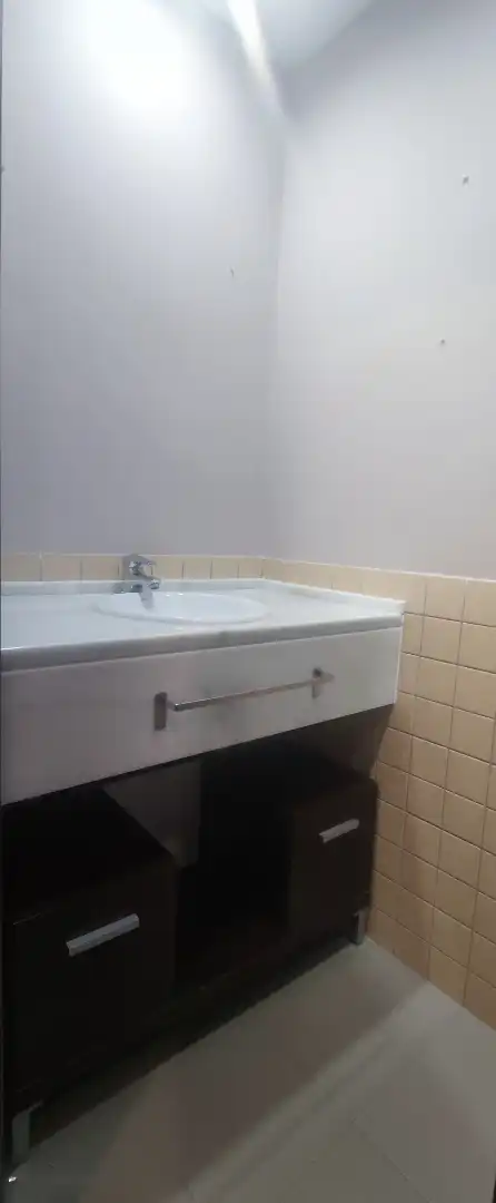 Baño de Piso en venta en Camas con Aire acondicionado, Calefacción y Parquet