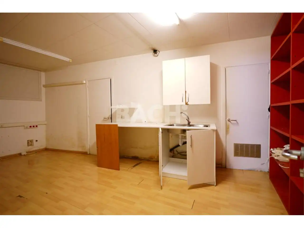 Kitchen of Commercial properties for rent in Vic