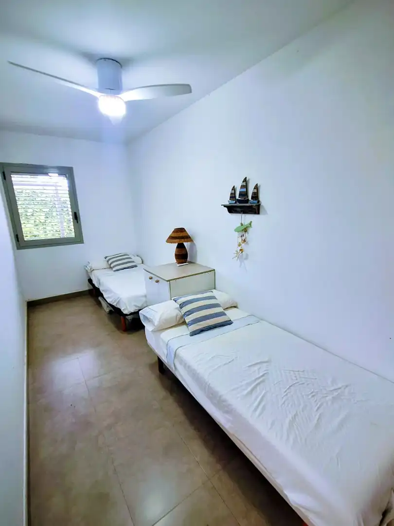 Dormitori de Apartament en venda en Oropesa del Mar / Orpesa amb Aire condicionat, Jardí privat i Terrassa