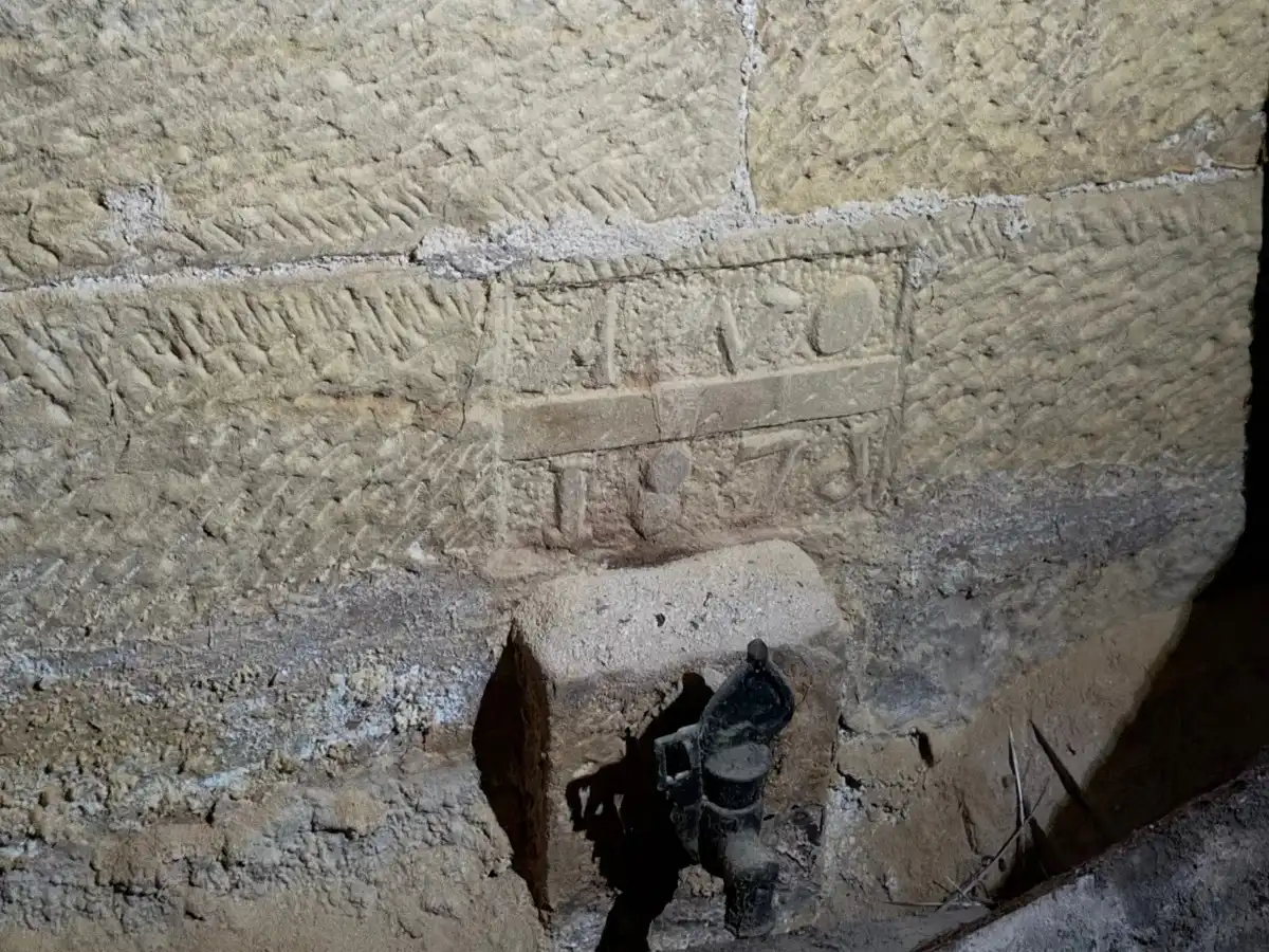 Casa adosada en venda en Castelserás amb Balcó