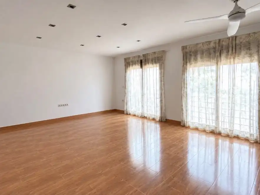 Sala de estar de Casa o chalet en venta en Chiva con Aire acondicionado y Terraza