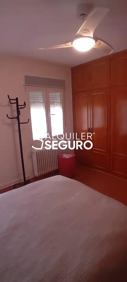 Habitación de Piso de alquiler en Canencia, Madrid