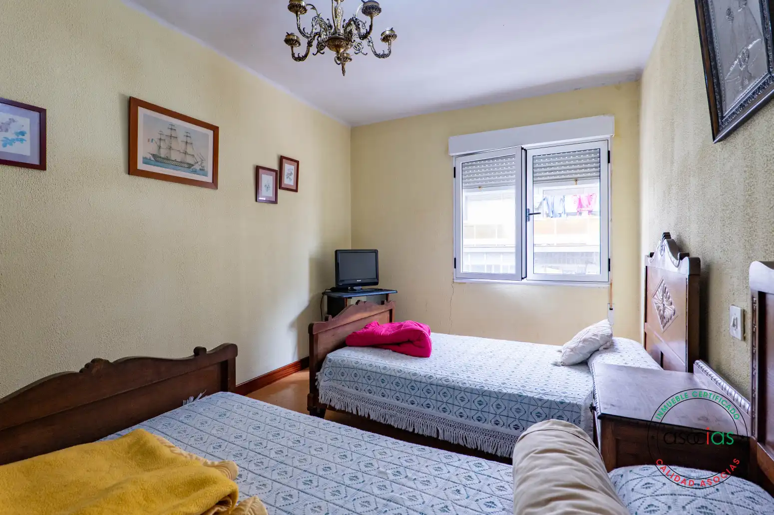 Habitación de Piso en venta en Gijón  con Calefacción